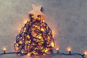 Πόσο ρεύμα καίνε τα λαμπάκια στο χριστουγεννιάτικο δέντρο