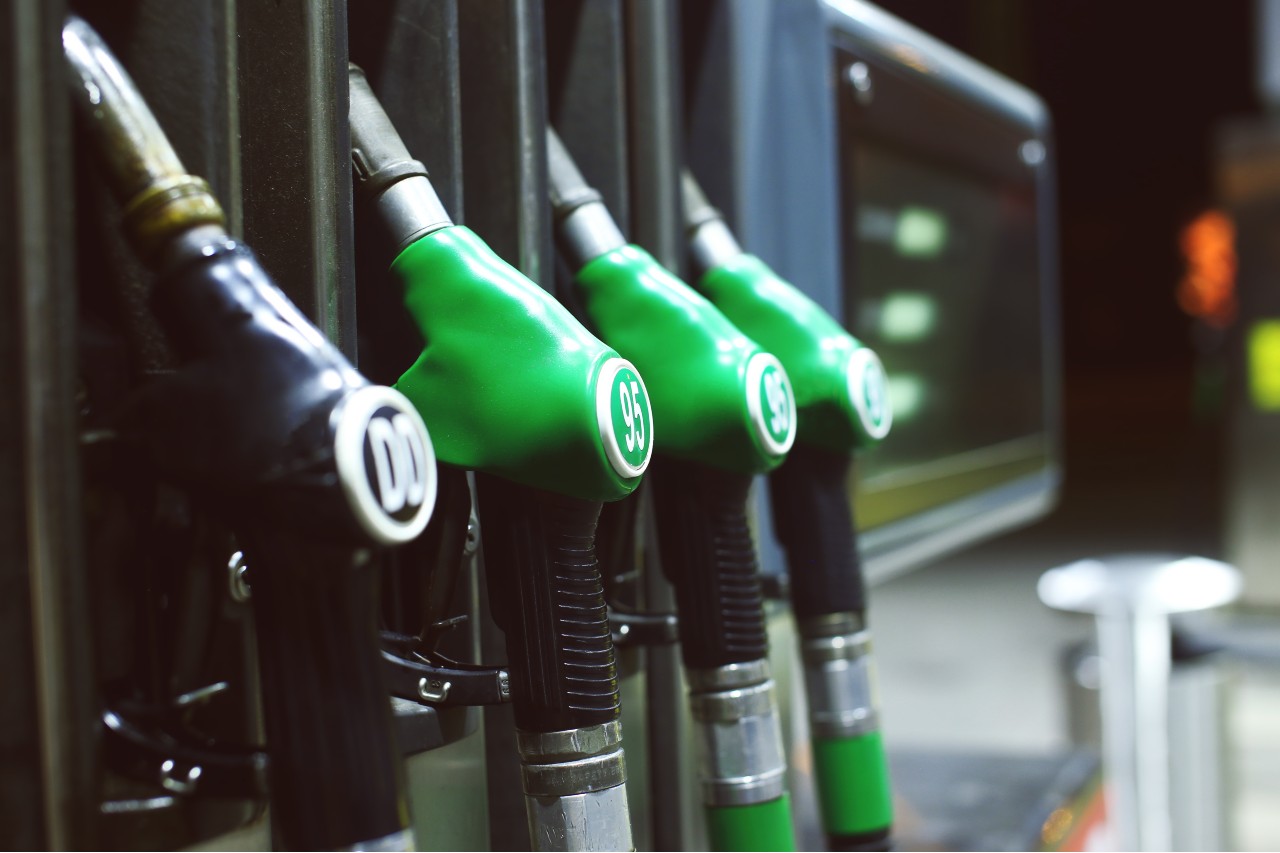Καύσιμα: Την τρίτη ακριβότερη βενζίνη στην Ε.Ε. πληρώνουμε στην Ελλάδα