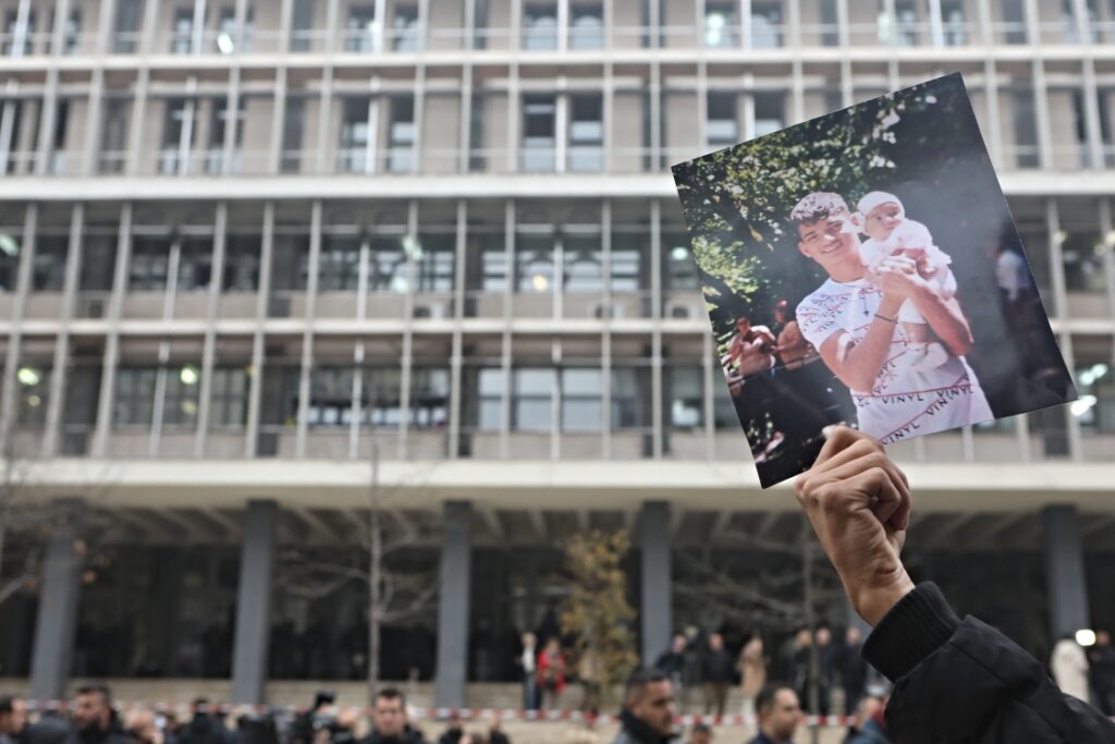 Θεσσαλονίκη, πυροβολισμός του 16άχρονου από αστυνομικό.