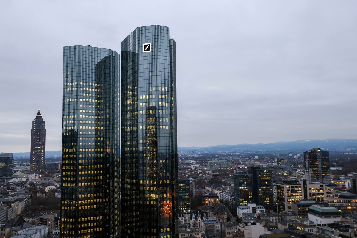 Deutsche Bank: Ανάπτυξη 0,3% στην Ελλάδα το 2023