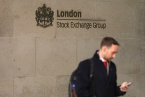 Microsoft: Εξαγοράζει το 4% του London Stock Exchange