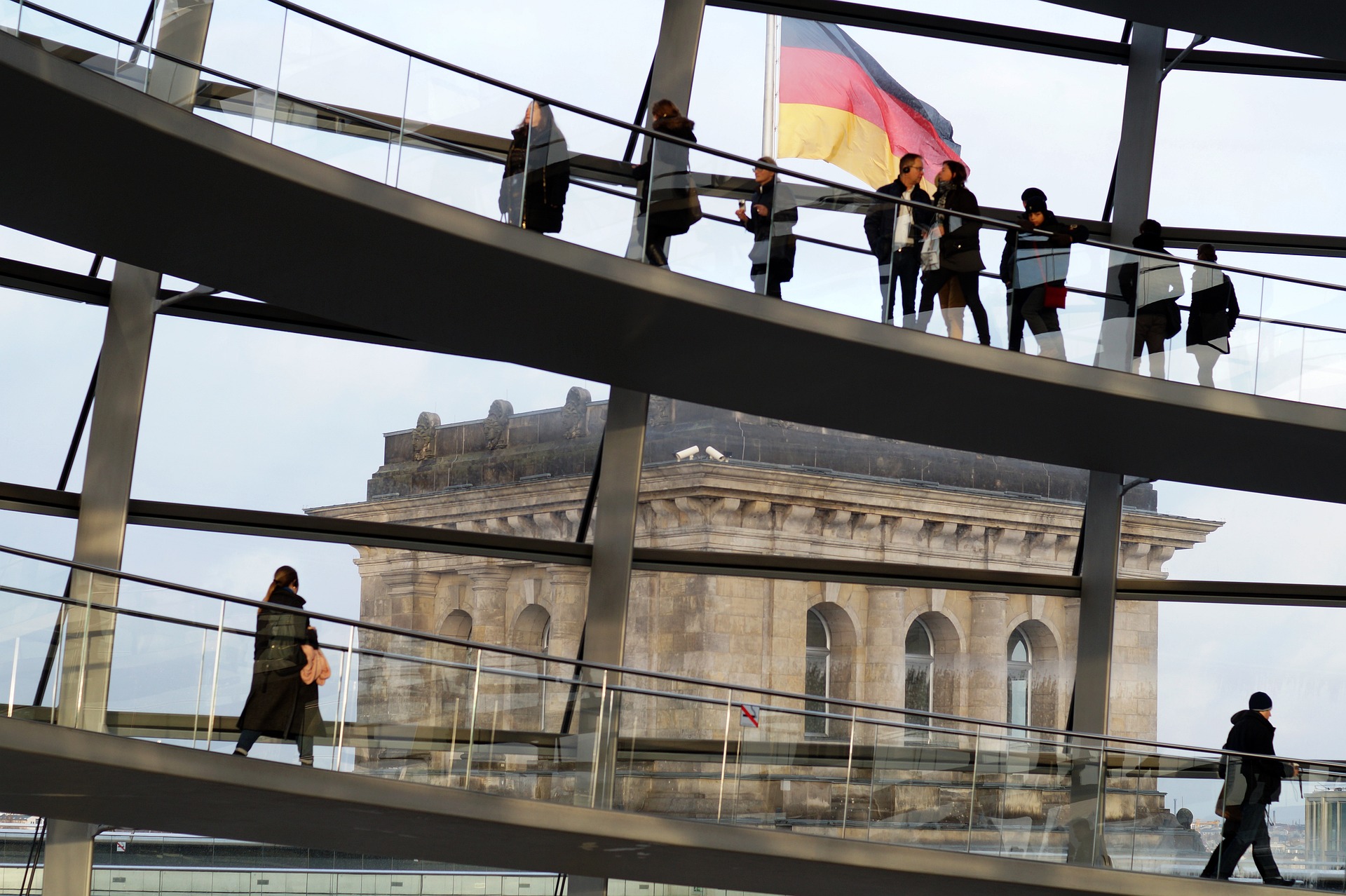 Γερμανία: Ασθενεί η «ατμομηχανή» της ευρωπαϊκής οικονομίας;