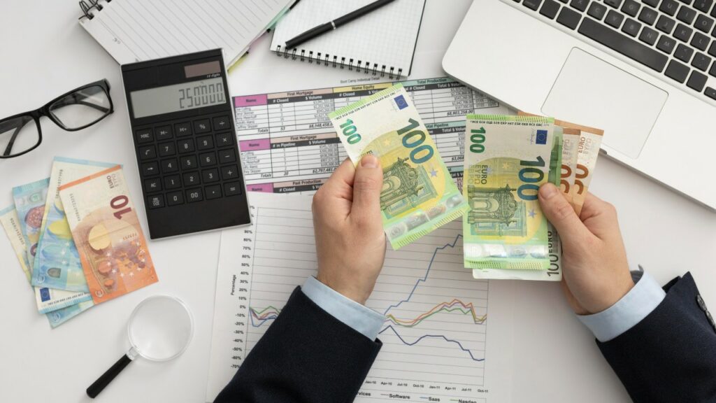 Ξεπαγώνει ο ακατάσχετος λογαριασμός - Πώς και πόσο θα αυξάνεται το όριο