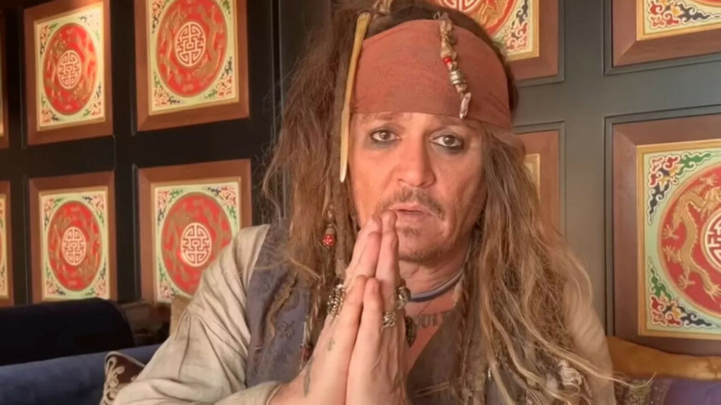 Johnny Depp: Εμφανίστηκε ως Τζακ Σπάροου σε βίντεο για το Make A Wish