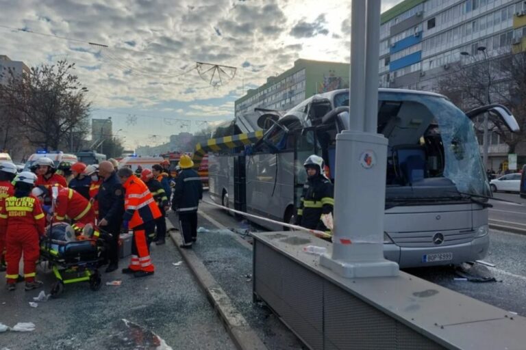 Ρουμανία: Τροχαίο με λεωφορείο με 47 Έλληνες – Ένας νεκρός και 22 τραυματίες