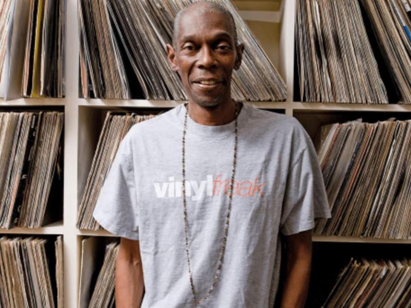 Πέθανε ο Maxi Jazz, τραγουδιστής των Faithless