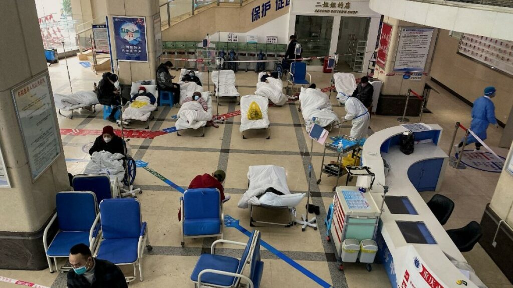 Κίνα: Ανακοίνωσε τον πρώτο θάνατο από COVID-19 την τελευταία εβδομάδα - Αμφιβολίες για την αξιοπιστία των δημόσιων δεδομένων