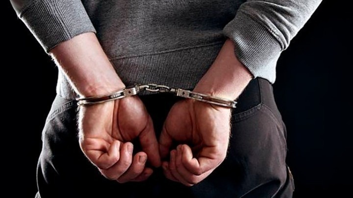 Εξαρθρώθηκε σπείρα που διέπραττε απάτες σε βάρος ιδιοκτητών και υποψηφίων αγοραστών ακινήτων