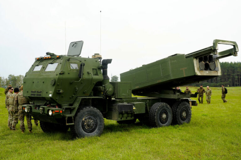 ΗΠΑ: Η Εσθονία αγοράζει αμερικανικά συστήματα εκτόξευσης πυραύλων HIMARS