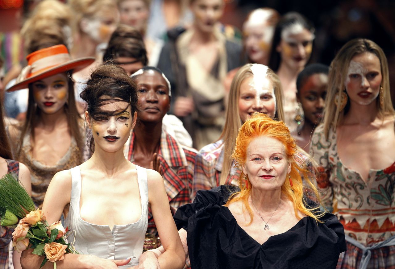 Vivienne Westwood, 1941 - 2022: Η πιο punk γυναίκα της μόδας