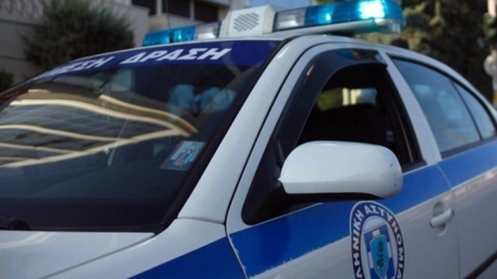 Καταδίωξη στο Μαρούσι - Συνελήφθη ένα άτομο, αναζητούνται άλλα δύο