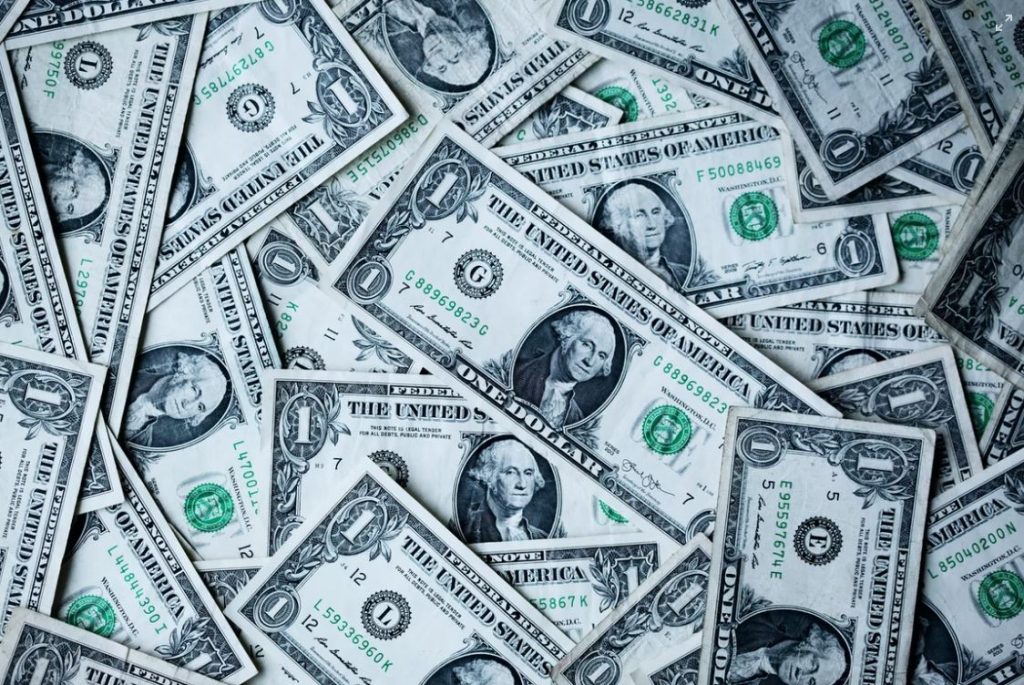 Forbes: Οι top 5 κροίσοι που απεβίωσαν το 2022