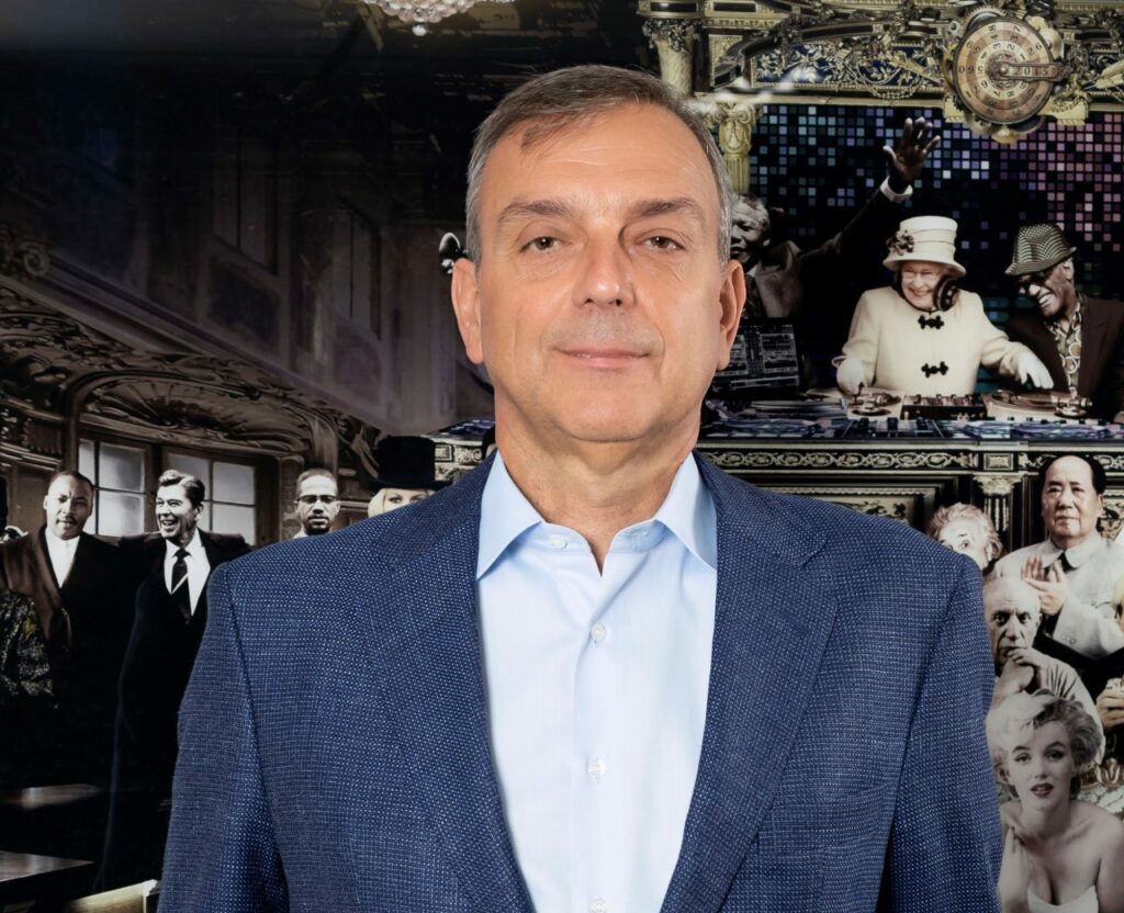 Λάμπρος Παπακωνσταντίνου: ο πρώην «χρηματιστής» που διώκεται για το κακούργημα της χειραγώγησης