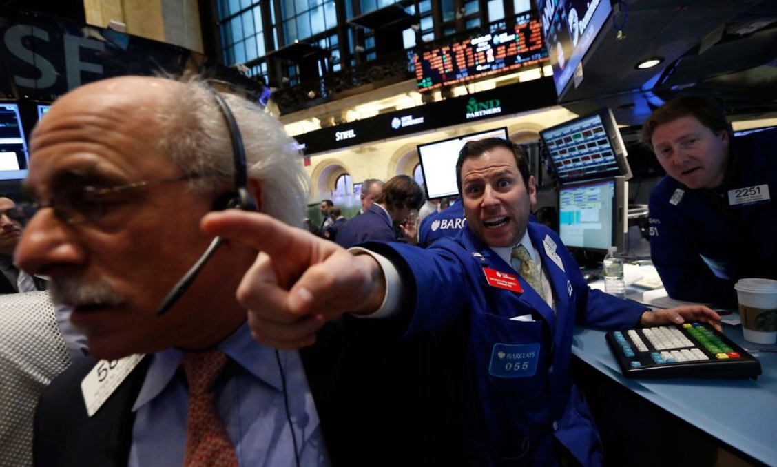 Ποιος φοβάται την Παρασκευή και 13; Όχι η Wall Street