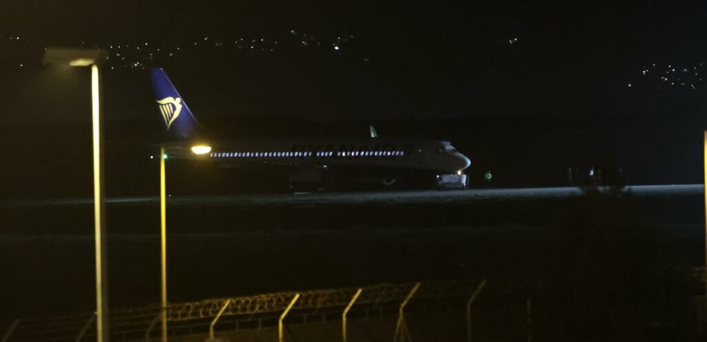 Ryanair: Οι ψευδείς απειλές για βόμβα σε αεροπλάνα της - Τι είναι ο κωδικός Renegade που ενεργοποιήθηκε