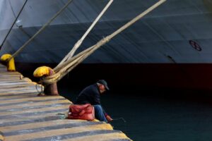 Πλοία: «Παραλύουν» τα λιμάνια της χώρας στις 8 και 9 Φεβρουαρίου