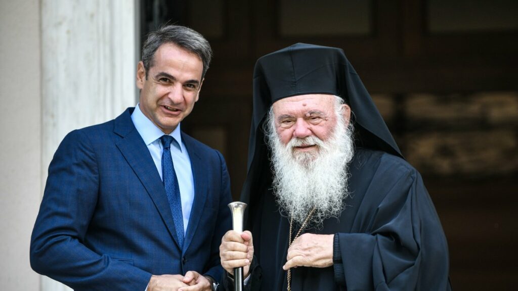 Τι κρύβει η χθεσινή συνάντηση του Μητσοτάκη με τον Αρχιεπίσκοπο- Στις 2 και όχι 9 Απριλίου θέλει η εκκλησία τις εκλογές – Μπορεί να κάμψει τις αντιδράσεις των «σκληρών» ιεραρχών το πρότζεκτ του Σχιστού;