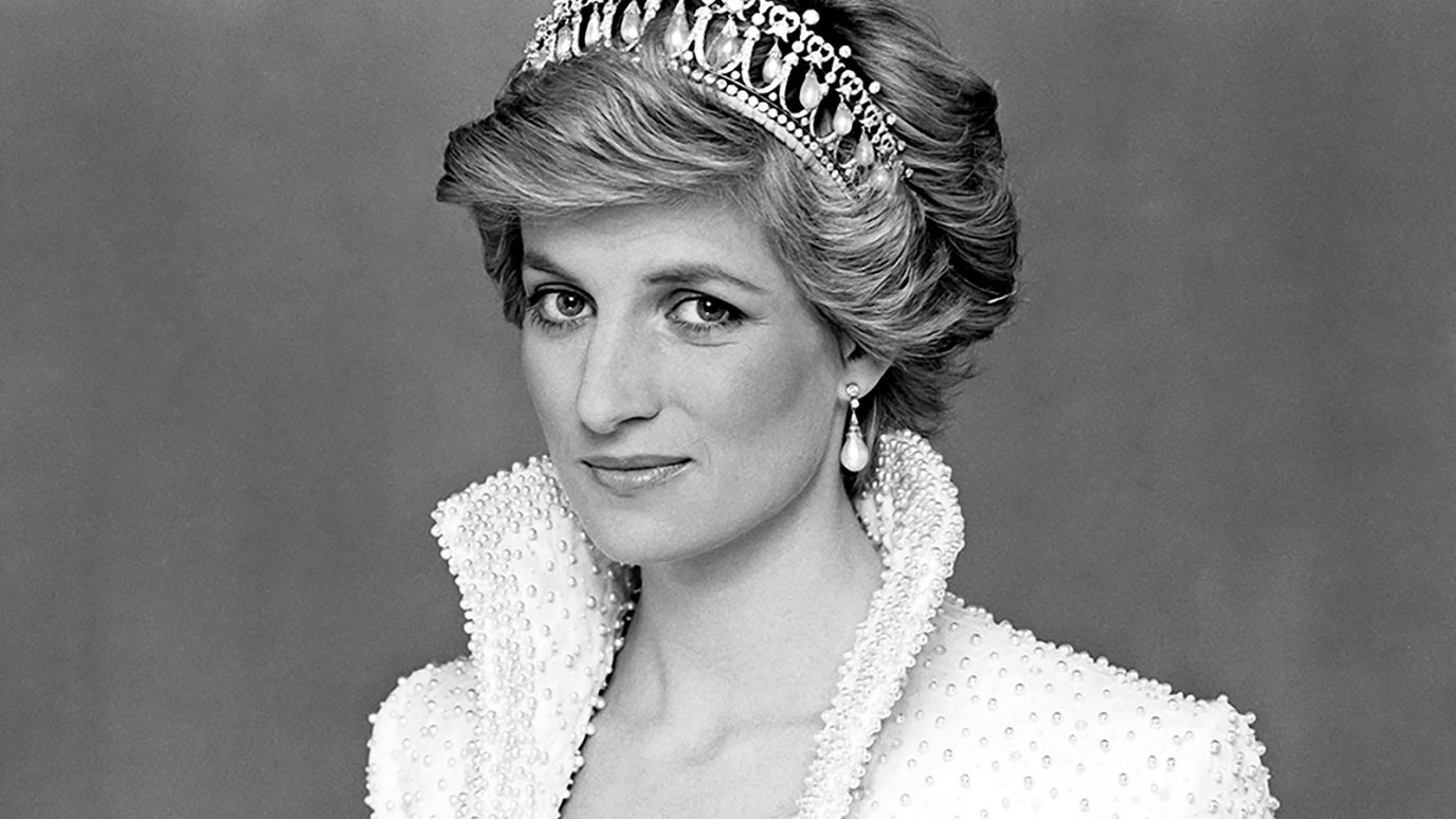 230125091443_princess-diana-life-in-pictures