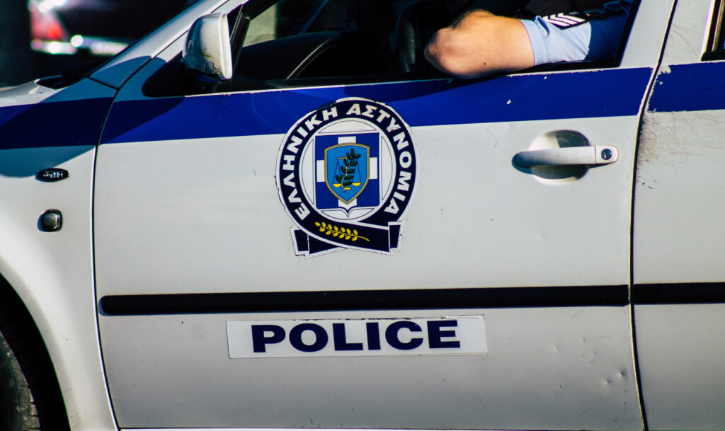 Κηφισιά: Συνελήφθη 16χρονος - Λήστεψε με μαχαίρι συνομηλίκους του