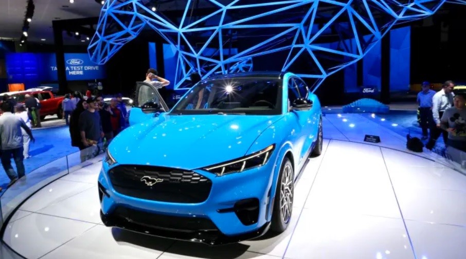 230130191516_ford