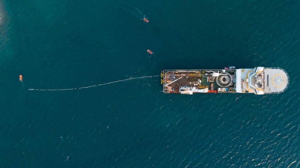Στην Hellenic Cables έργο για υπεράκτια αιολικά πάρκα στις ΗΠΑ