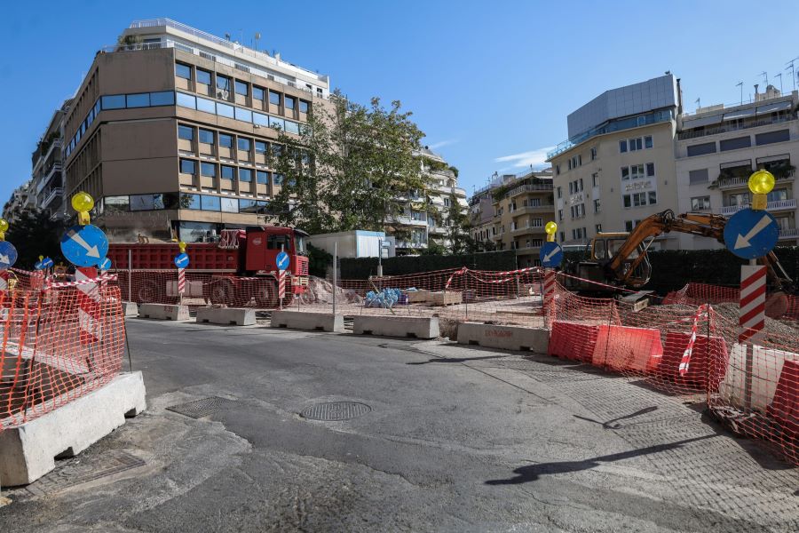 Ξεκινούν τη Δευτέρα 16/01 έργα ασφαλτόστρωσης στο Κολωνάκι - Ποιοι δρόμοι θα κλείσουν