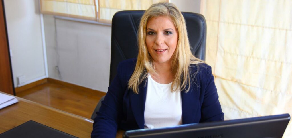 Συρεγγέλα: Καταπολεμούμε τον σεξισμό στην εργασία