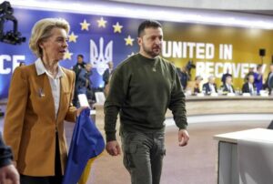 Ευρωπαϊκή Ένωση: Στήριξη στην Ουκρανία, αλλά όχι ταχεία ένταξη