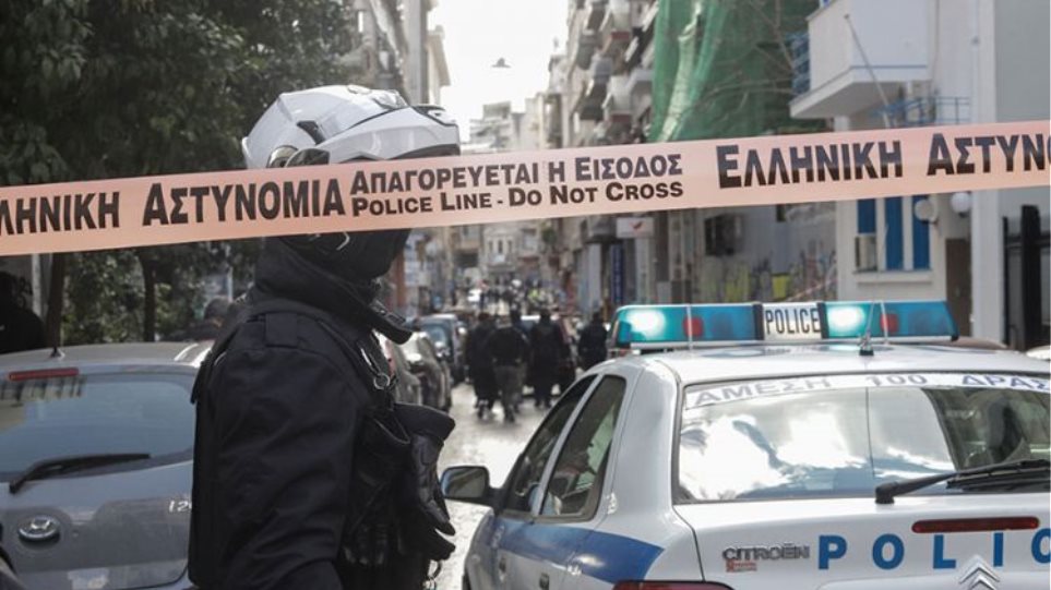 Ρόδος: «Γιατί δεν πιάνουν τον δολοφόνο του πατέρα μου», ξεσπά ο γιός του 75χρονου που βρέθηκε νεκρός στο σπίτι του