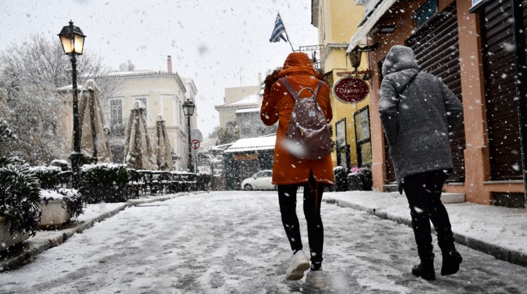 Κακοκαιρία «Μπάρμπαρα»: Τηλεργασία τη Δευτέρα στο δημόσιο – Ισχυρή σύσταση στον ιδιωτικό τομέα