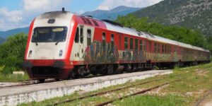 Κακοκαιρία «Μπάρμπαρα»: Ακινητοποιούνται άλλα 2 τρένα της γραμμής Αθήνα – Θεσσαλονίκη