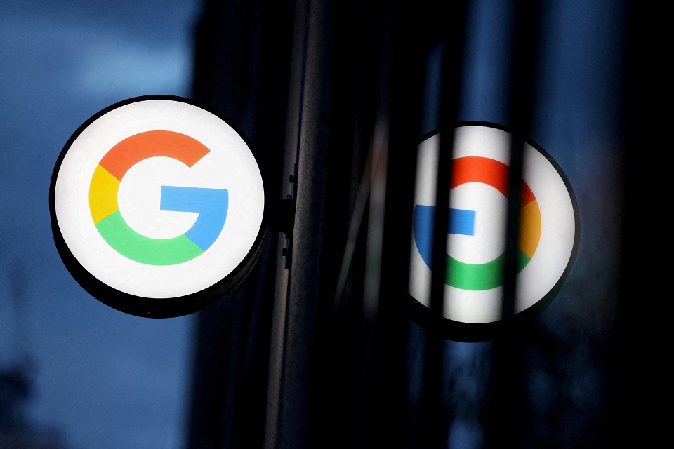 Google: Απαντά στο ChatGPT με το Bard