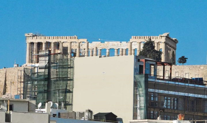 ΣτΕ τελεσίγραφο Ευμορφίδη για ξενοδοχείο στην Ακρόπολη: Γκρέμισέ το ή πλήρωσε προστιμο