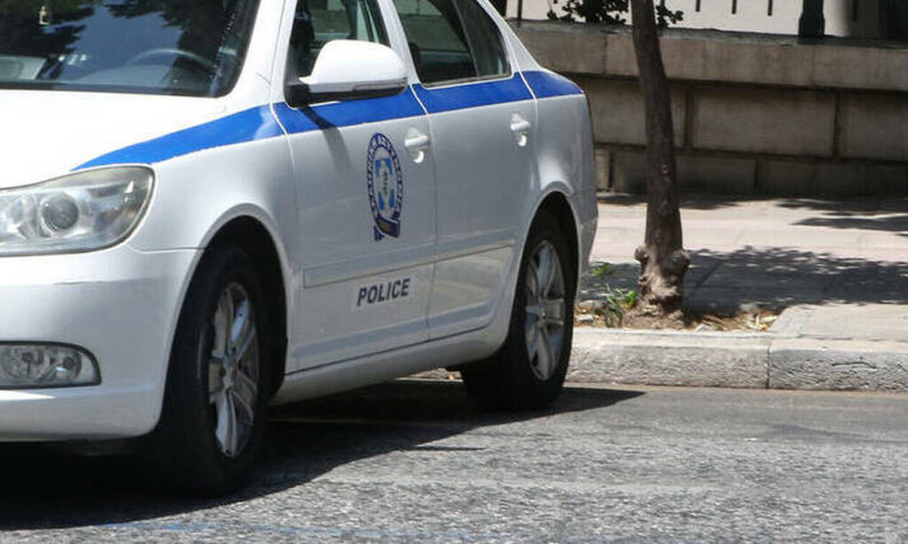 Τροχαίο ατύχημα στη λεωφόρο Βουλιαγμένης με λεωφορείο και αυτοκίνητο