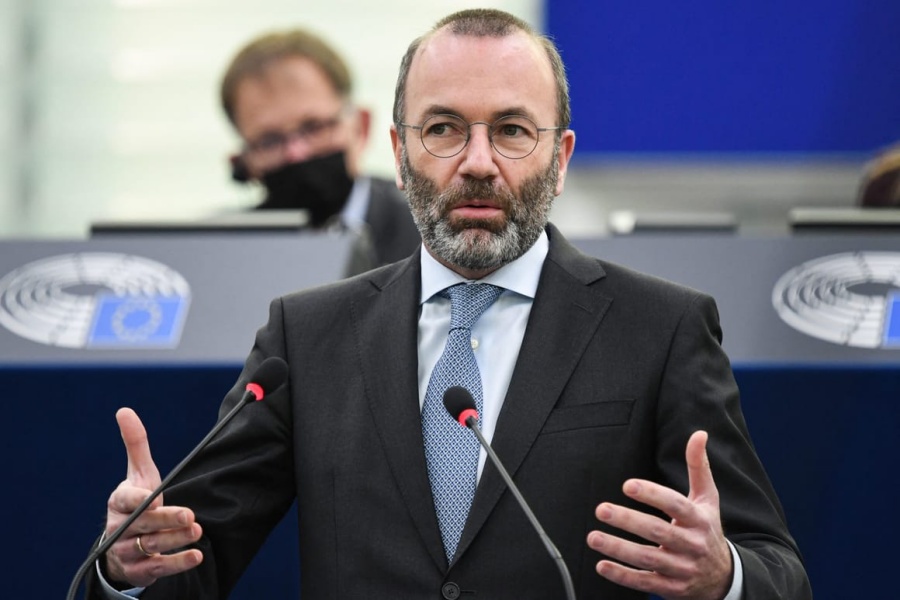 Μάνφρεντ Βέμπερ: Ο Πούτιν θέλει να καταστρέψει τον ευρωπαϊκό τρόπο ζωής