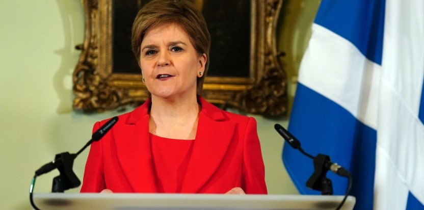 230215160701_nicolasturgeon
