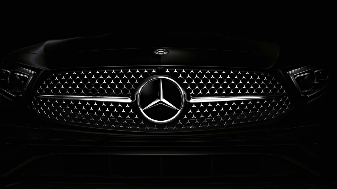 Mercedes – Βenz.