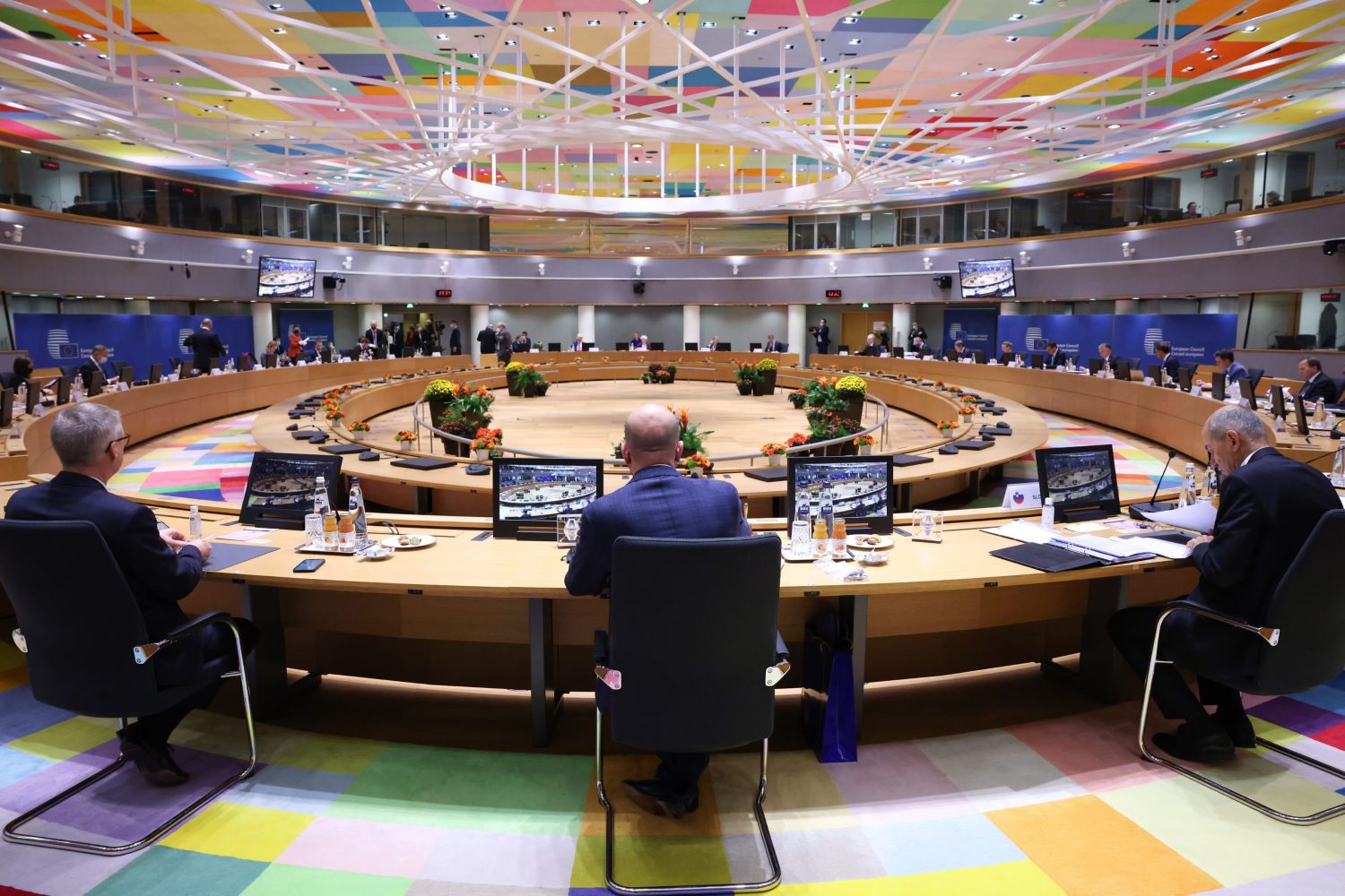 ΕΕ: «Πακέτο» η συζήτηση των νέων δημοσιονομικών κανόνων και της χρηματοδότησης των πράσινων επενδύσεων