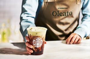 Η Starbucks λανσάρει ροφήματα καφέ με ελαιόλαδο