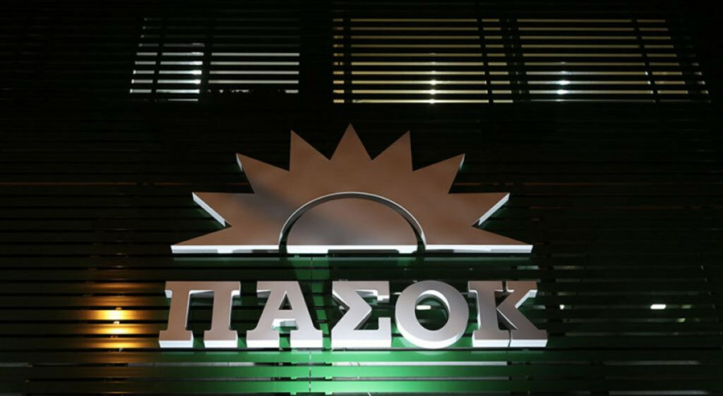 Σκληρή μάχη στο ΠΑΣΟΚ για Ανδρουλάκη, Δούκα, Γερουλάνο, εν αναμονή της υποψηφιότητας Διαμαντοπούλου