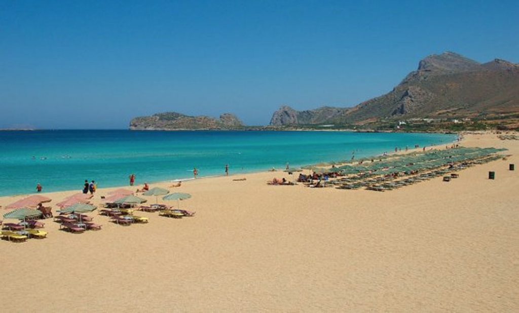 Tripadvisor: Δύο ελληνικές παραλίες μπήκαν στις 25 καλύτερες του κόσμου για το 2023