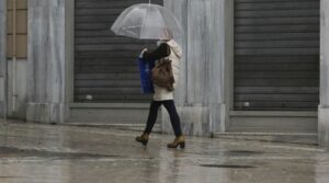 Χαλάει ο καιρός σήμερα: Βροχές και καταιγίδες - Ποιες περιοχές επηρεάζονται