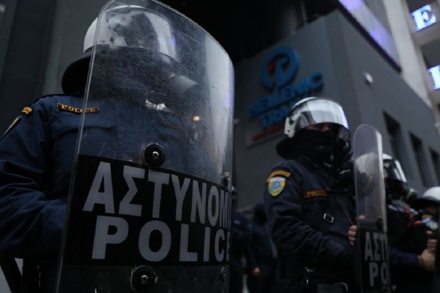 Έρευνα για τις ενέργειες αστυνομικών στη συγκέντρωση της Κυριακής για τα Τέμπη με εντολή Θεοδωρικάκου