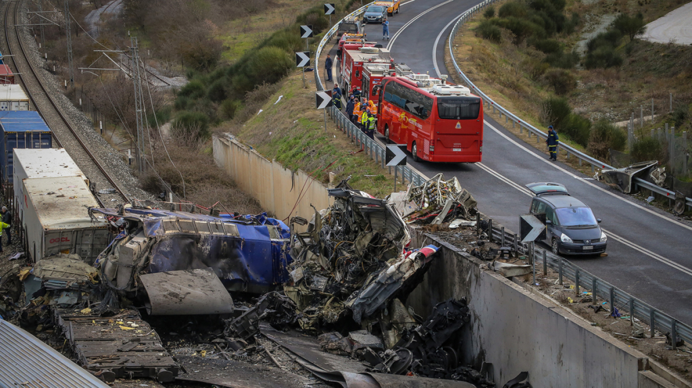 Τραγωδία στα Τέμπη: Παραδέχθηκε το μοιραίο λάθος του ο σταθμάρχης