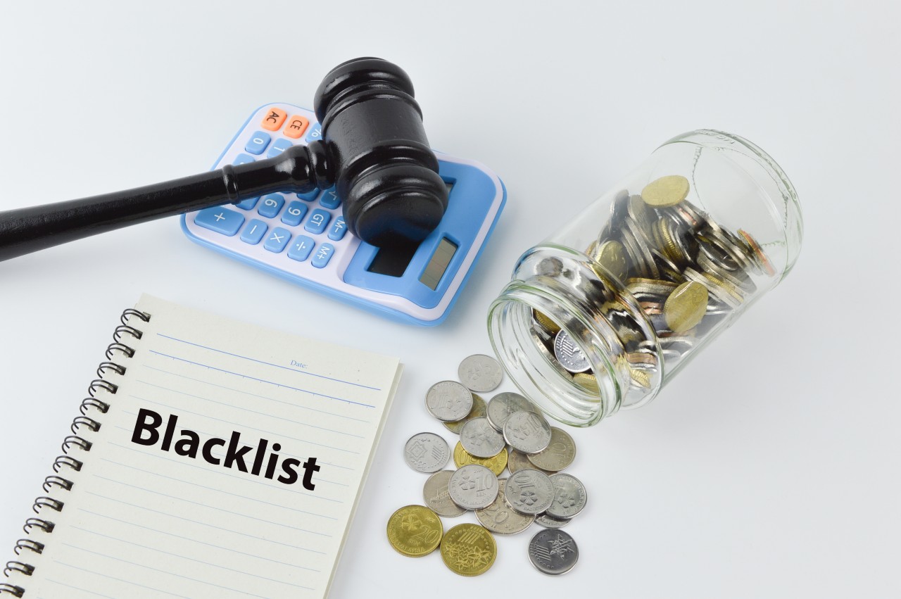 Εξωδικαστικός Μηχανισμός: Ποιοι δανειολήπτες θα μπαίνουν στη «μαύρη λίστα»