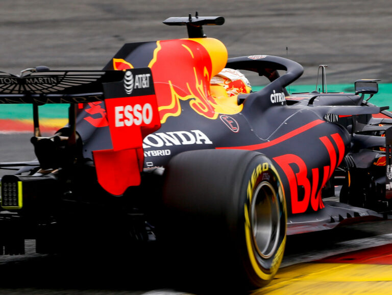 Formula 1: Ξέσπασε πόλεμος στη Red Bull
