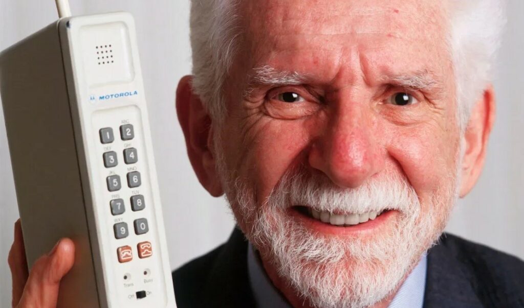 230303144830_mobiles