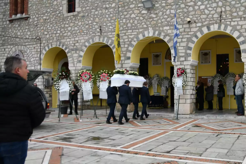 Σύγκρουση τρένων: Στις 3.500 ευρώ η δημόσια δαπάνη για την κηδεία κάθε θύματος