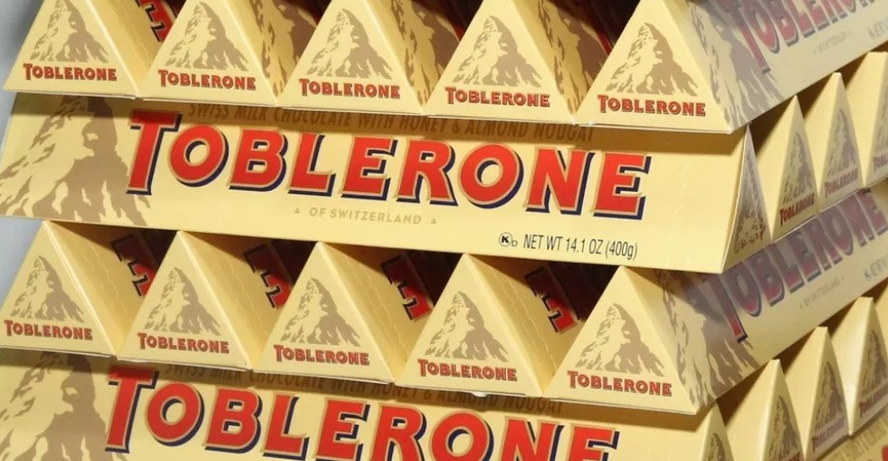 Ρωσία: Παρά τις κυρώσεις οι σοκολάτες Toblerone γεμίζουν τα σούπερ μάρκετ