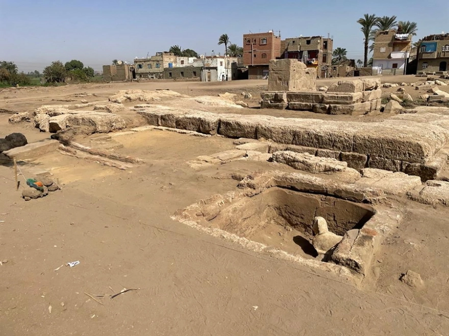 Αίγυπτος: Βρέθηκε άγαλμα που μοιάζει με την Σφίγγα με... λακκάκια στα μάγουλα